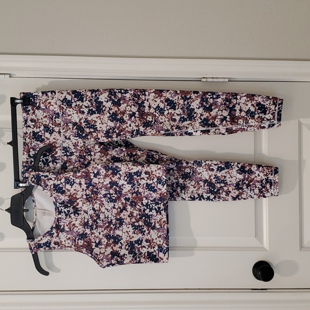 Balance Collection Activewear Womens Top & Leggings Set Size Medium